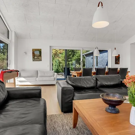Milda - 100m From The Sea By Interhome Feriehus