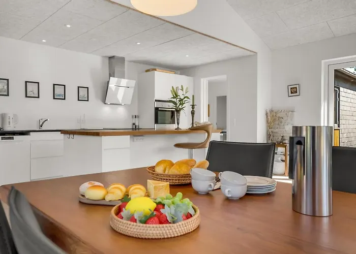 Milda - 100m From The Sea By Interhome Сasa de vacaciones Bøtø By